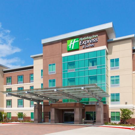 Holiday Inn Express & Suites Houston S - Medical Ctr Area, An Ihg Hotel Exterior photo